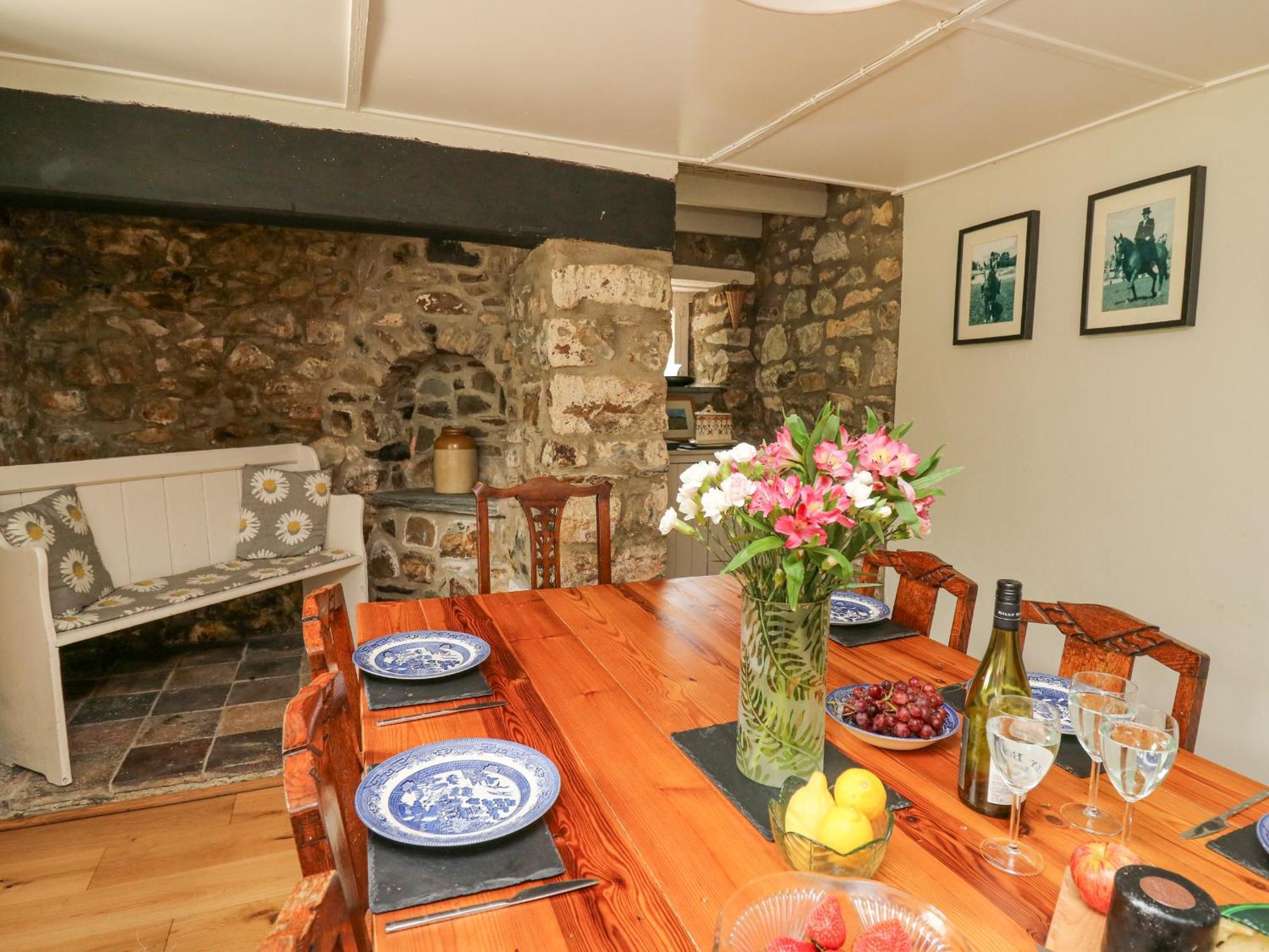The Farmhouse Newport  Luaran gambar