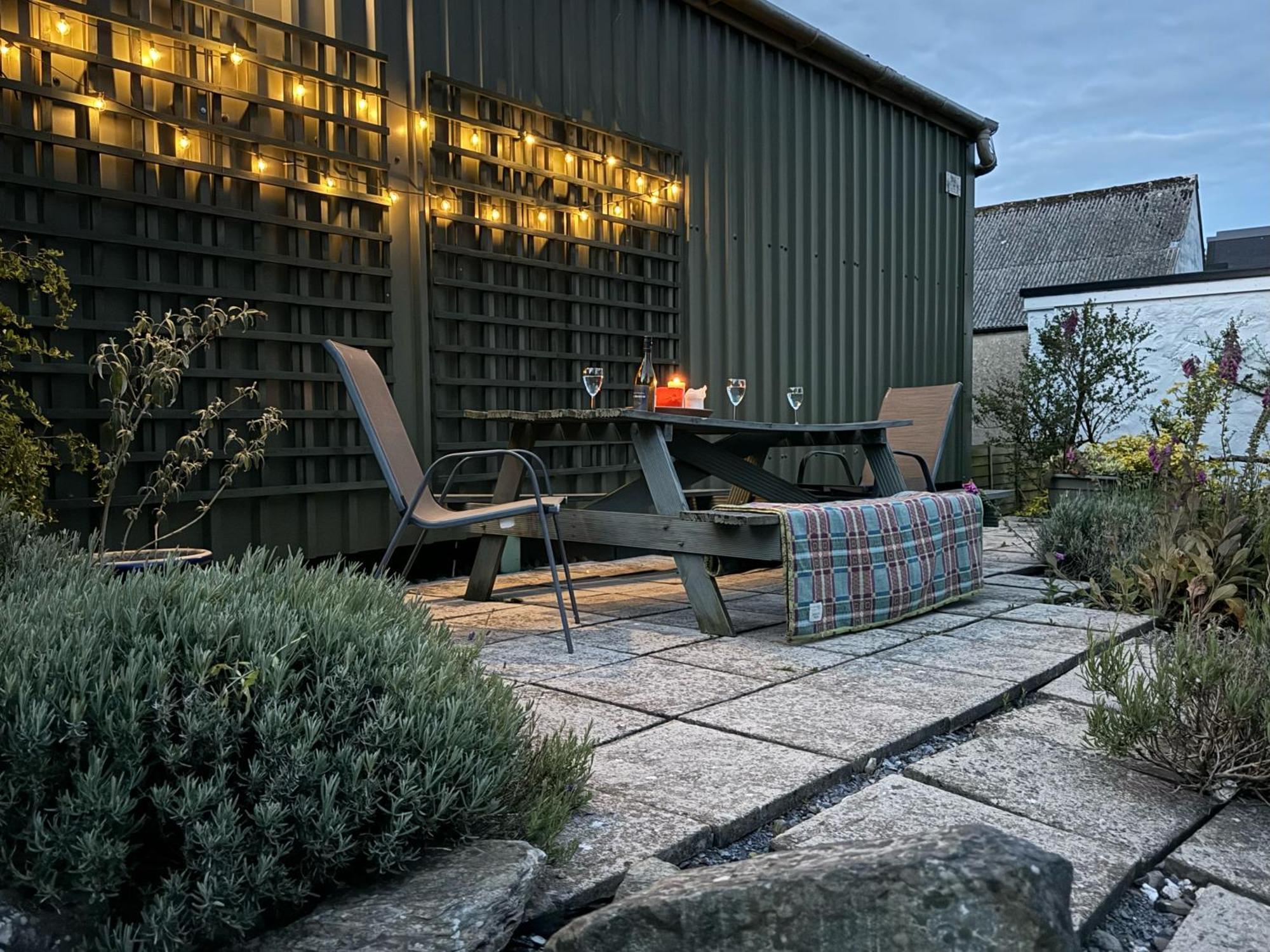 The Farmhouse Newport  Luaran gambar