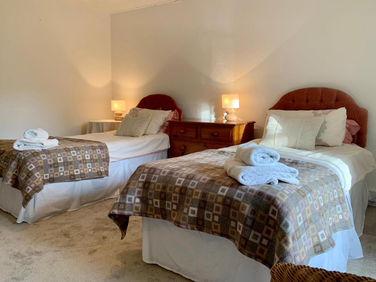 The Farmhouse Newport  Luaran gambar